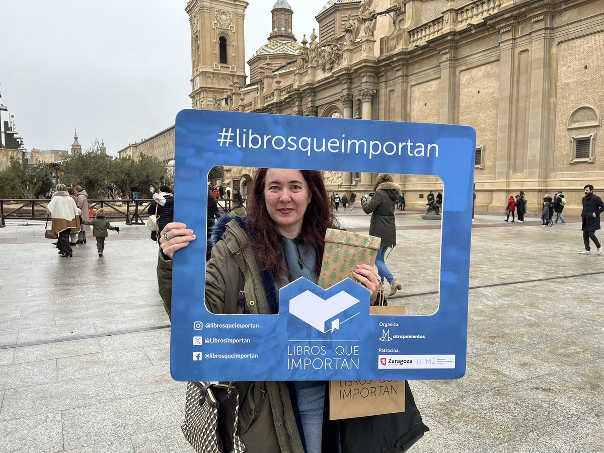 Librosimportan's tweet image. Seguimos disfrutando del intercambio de #librosqueimportan en Zaragoza.

¡Última tarde hoy! En la plaza del Pilar hasta las 21h.

@Atrapavientos @ZGZBibliotecas