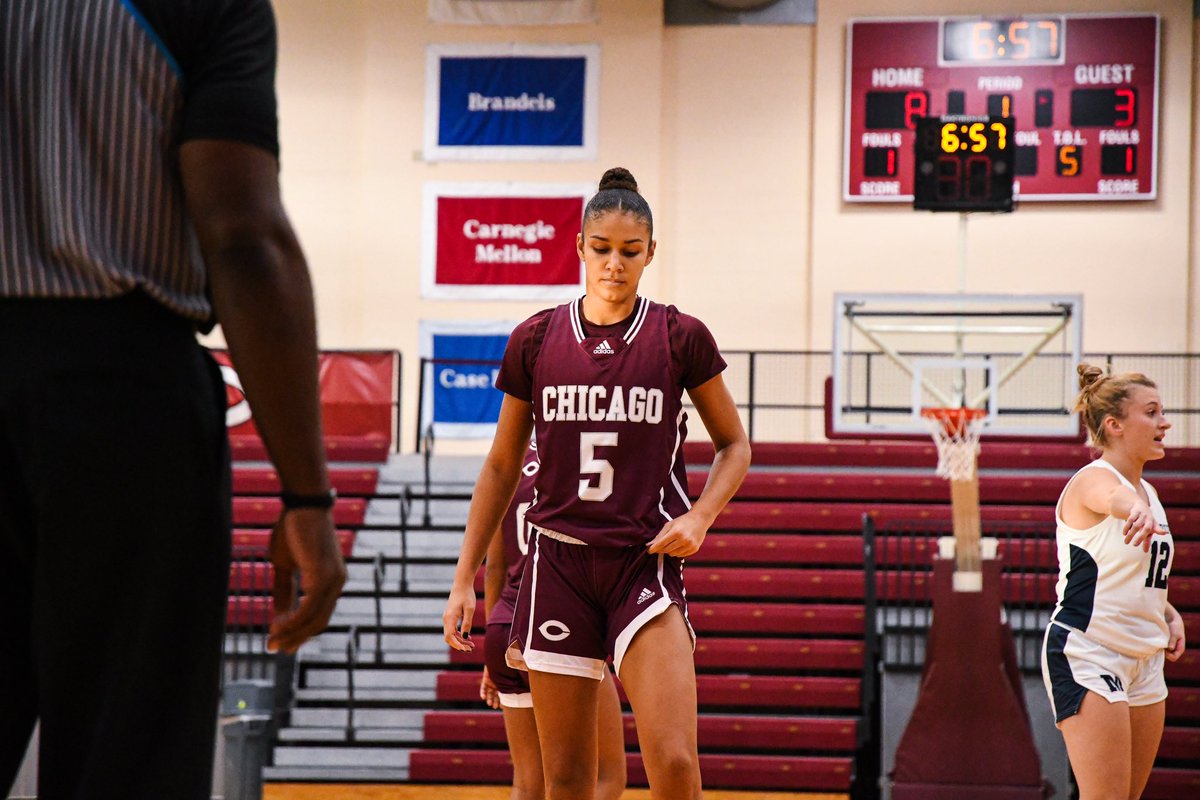 UChicagoWBB's tweet photo. 🚨 INSTAGRAM TAKEOVER 🚨 Tune in to see some familiar faces 👀 and behind the scenes action this week as we go handle business in California! 🏀☀️ 2nd year Kasi Samuda &amp; 1st year Annabelle Spotts will be leading the way! You won’t want to miss it ⭐️ https://t.co/0GZQ0CPb3w