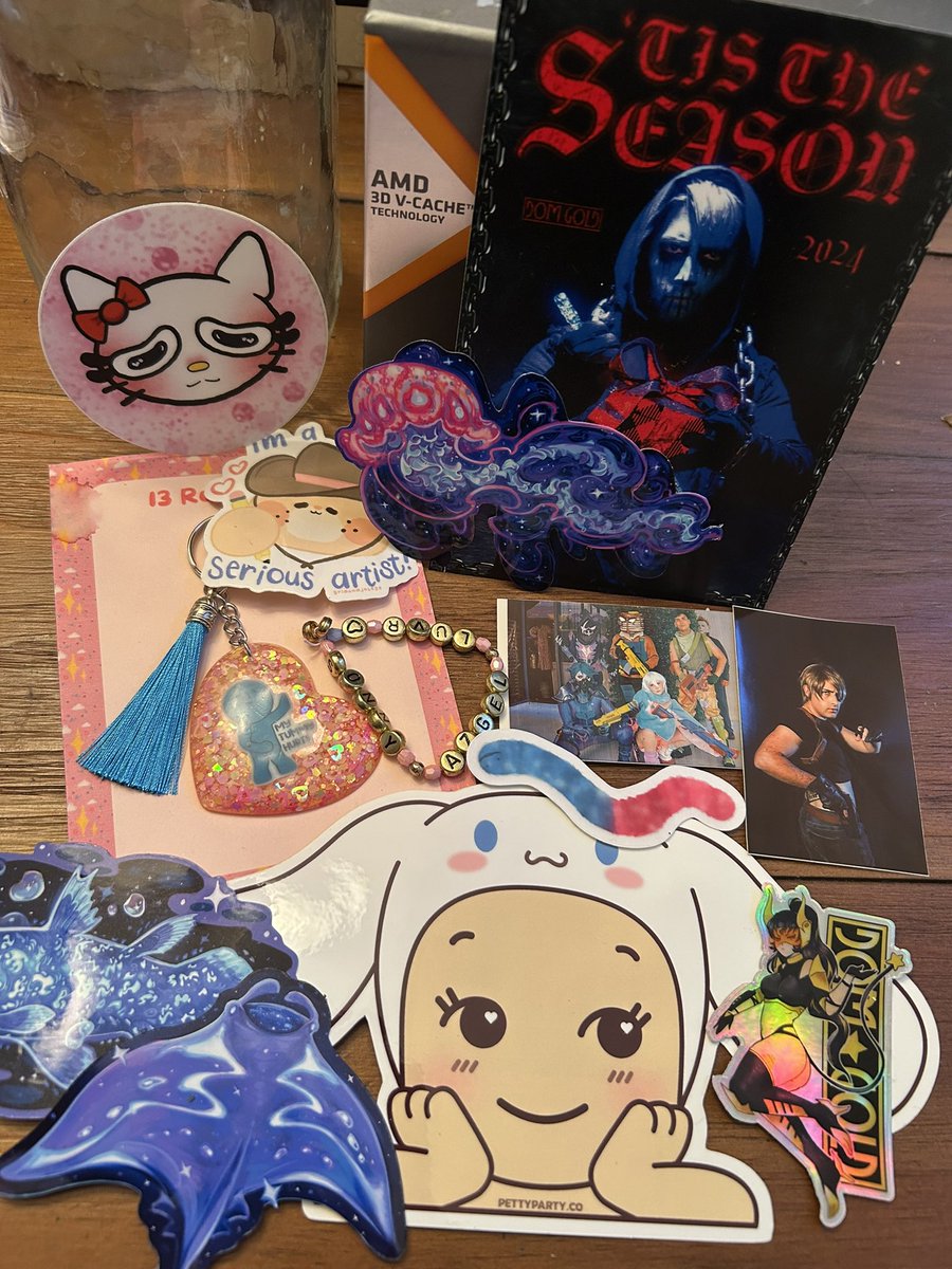 Sometimes you come across a group of people that just changed your life for the better, forever. Thank you Rene Dom and Em for the Christmas card and extra birthday gifts ❤️ I love yall so much