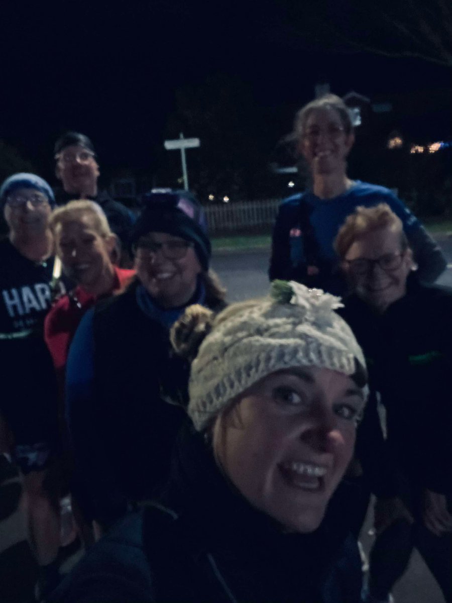 cK_Kirkland's tweet image. Last Monday Night Group Run of 2024 done 🤩 lovely run with the quicker runners looping to the back runners - a great way of seeing &amp;amp; encouraging everyone in the session ☺️ has been a great year of running with this lovely lot 💜 #ukrunchat #running #grouprunning #MondayNight