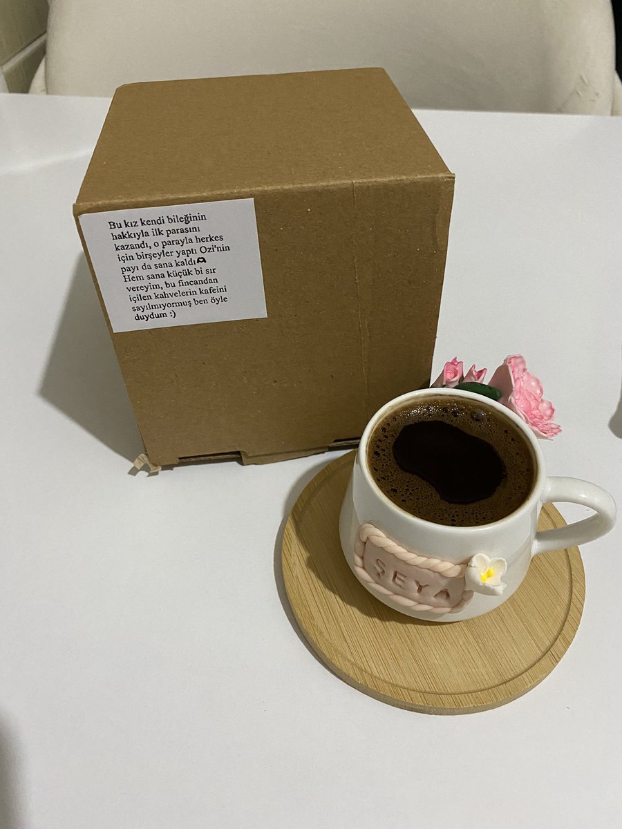 Her başarısını gözlerin parıldaya parıldaya anlattığın, bahsederken sesinin titrediği kız kardeşin (@FulyaKenger) ilk parasını kazandı. Senin payın Şeya’ya kaldı. Yerini tutamam biliyorum ama en az senin kadar gurur duydum can dostum <a href="/oguzkngr/">Oğuzhan KENGER</a> ♥️