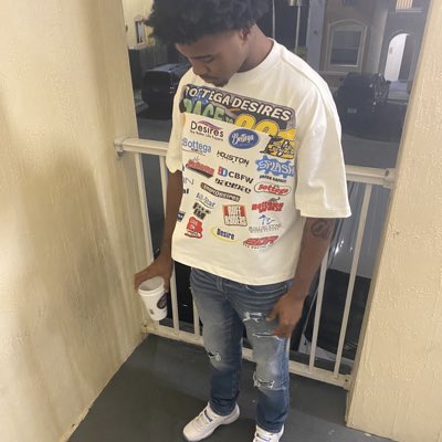 cap_skylark's tweet photo. #NewProfilePic https://t.co/asmzbPvMIH