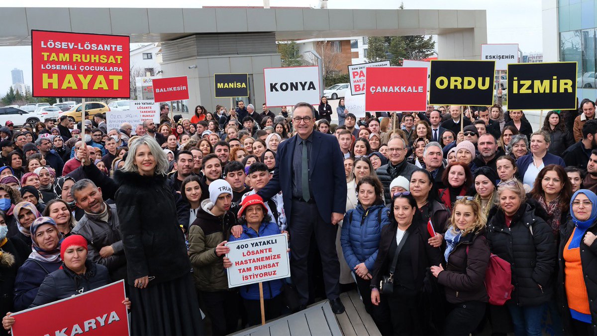 Sağlık için biz burdayız. Siz nerdesiniz? <a href="/drmemisoglu/">Prof. Dr. Kemal Memişoğlu</a> <a href="/saglikbakanligi/">T.C. Sağlık Bakanlığı</a> 

#LösanteyeTamRuhsat 

<a href="/losev1998/">LÖSEV</a>