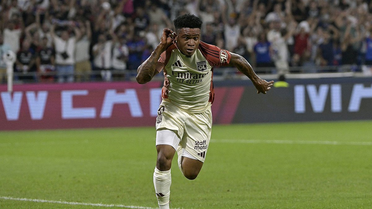 sebnonda's tweet image. 🚨#RCL 🔴🟡 avec @Santi_J_FM 

✅le RC Lens a fait une offre de 8 M€ pour Gift Orban (👋@hugoguillemet)

🔐l'attaquant de l'OL s'est déjà mis d'accord avec Hoffenheim 

🔜le club 🇩🇪 est confiant pour boucler l'opération et entame les discussions finales avec Lyon…