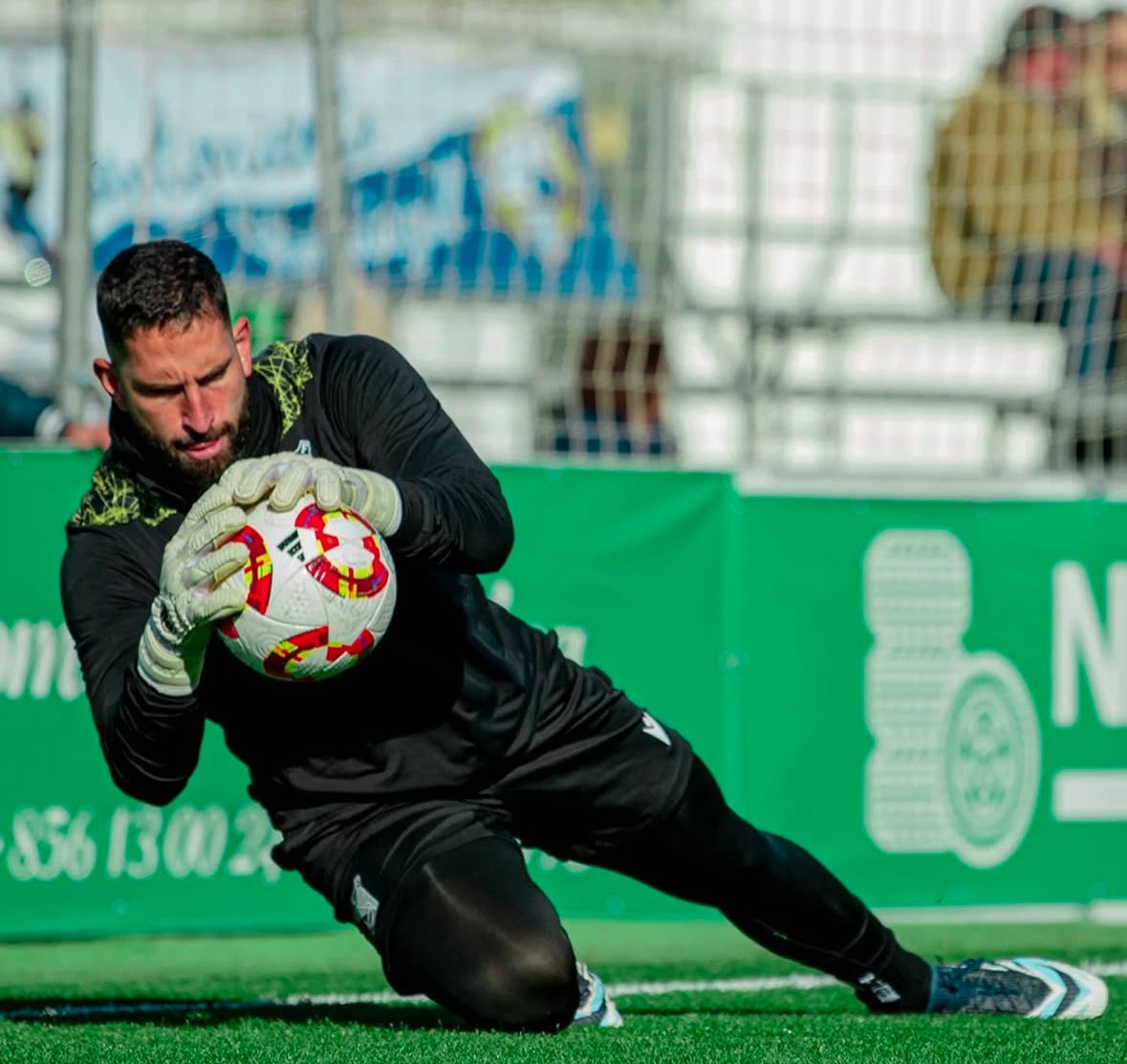 RG Gloves España tweet media