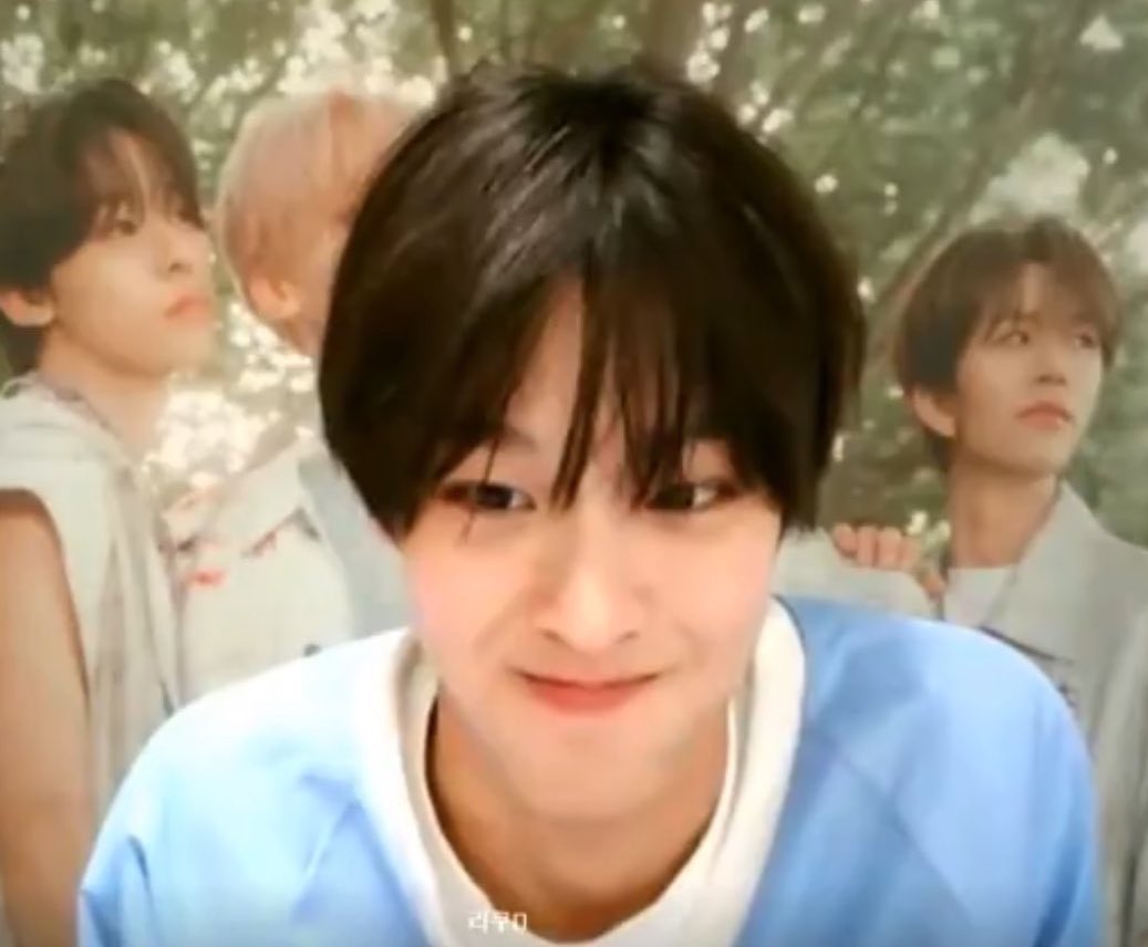 mxtxoxh's tweet photo. 잘자사랑해내천사....... https://t.co/3wxnqa5vY1