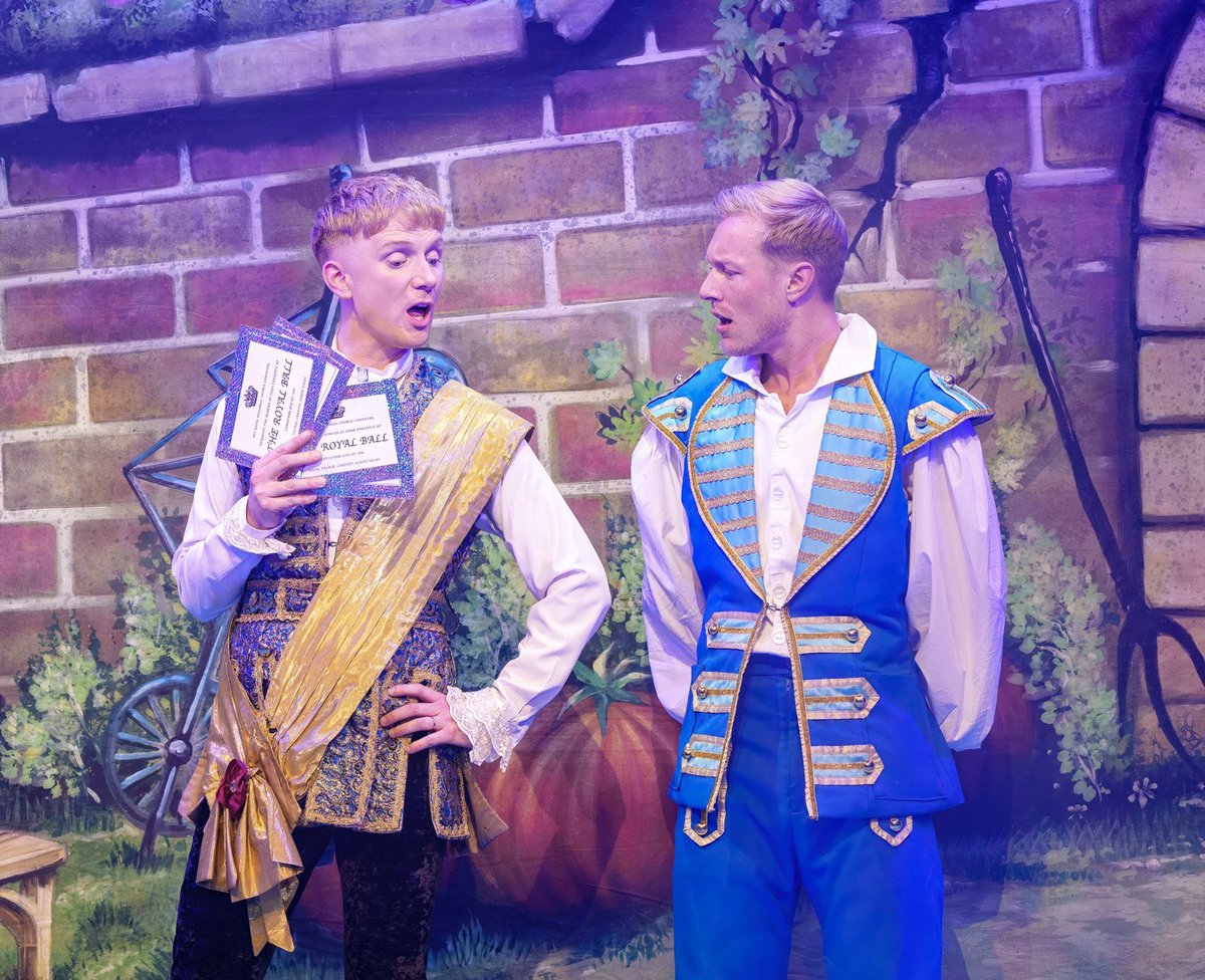 Nick Wayne (@nickwaynereview) on Twitter photo Lovely to see a Dame <a href="/MikeDoyleComedy/">Mike Doyle</a> in complete control of a show <a href="/New_Theatre/">New Theatre Cardiff</a> for my fourteenth pantomime of the season ! Lovely to see a Dame <a href="/MikeDoyleComedy/">Mike Doyle</a> in complete control of a show <a href="/New_Theatre/">New Theatre Cardiff</a> for my fourteenth pantomime of the season !