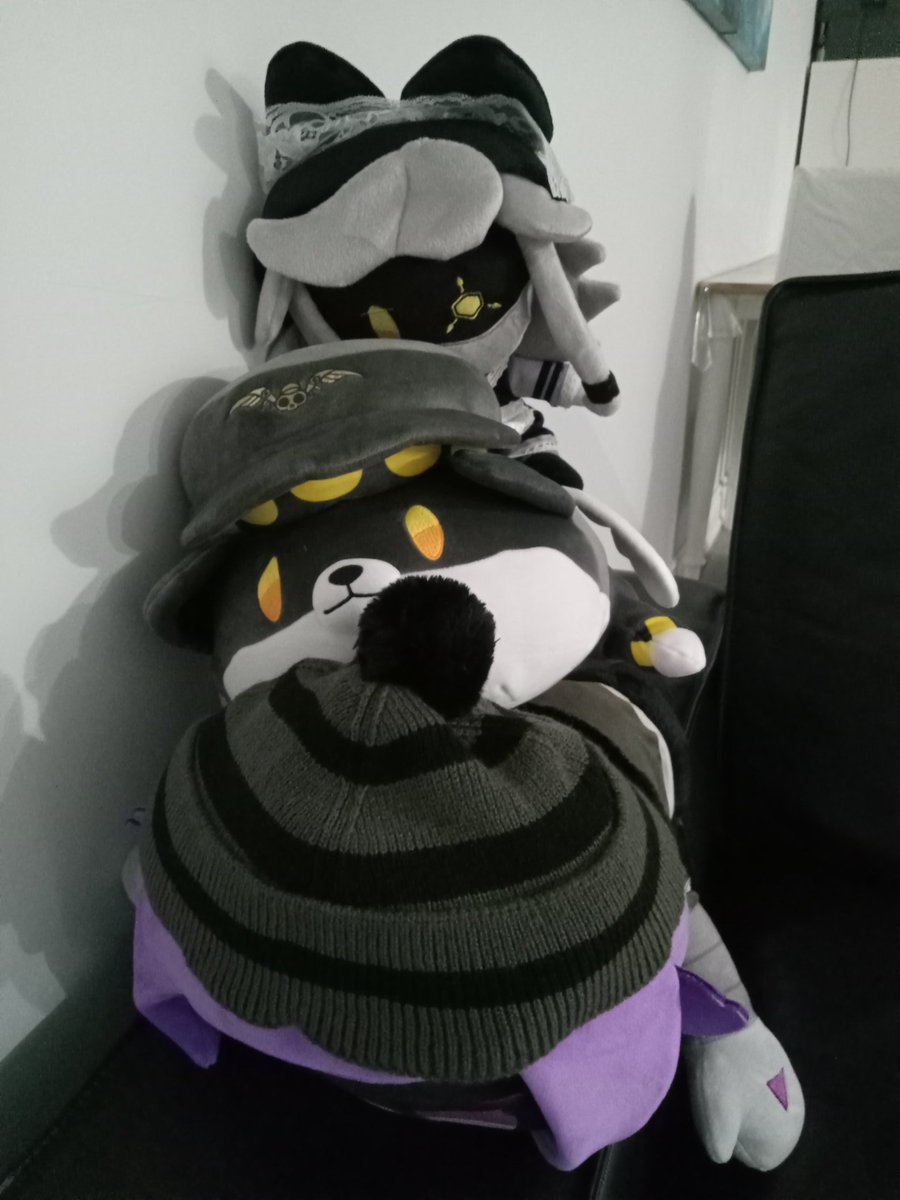 Big_Horny_Rat's tweet image. #MurderDrones #MurderDronesPlush