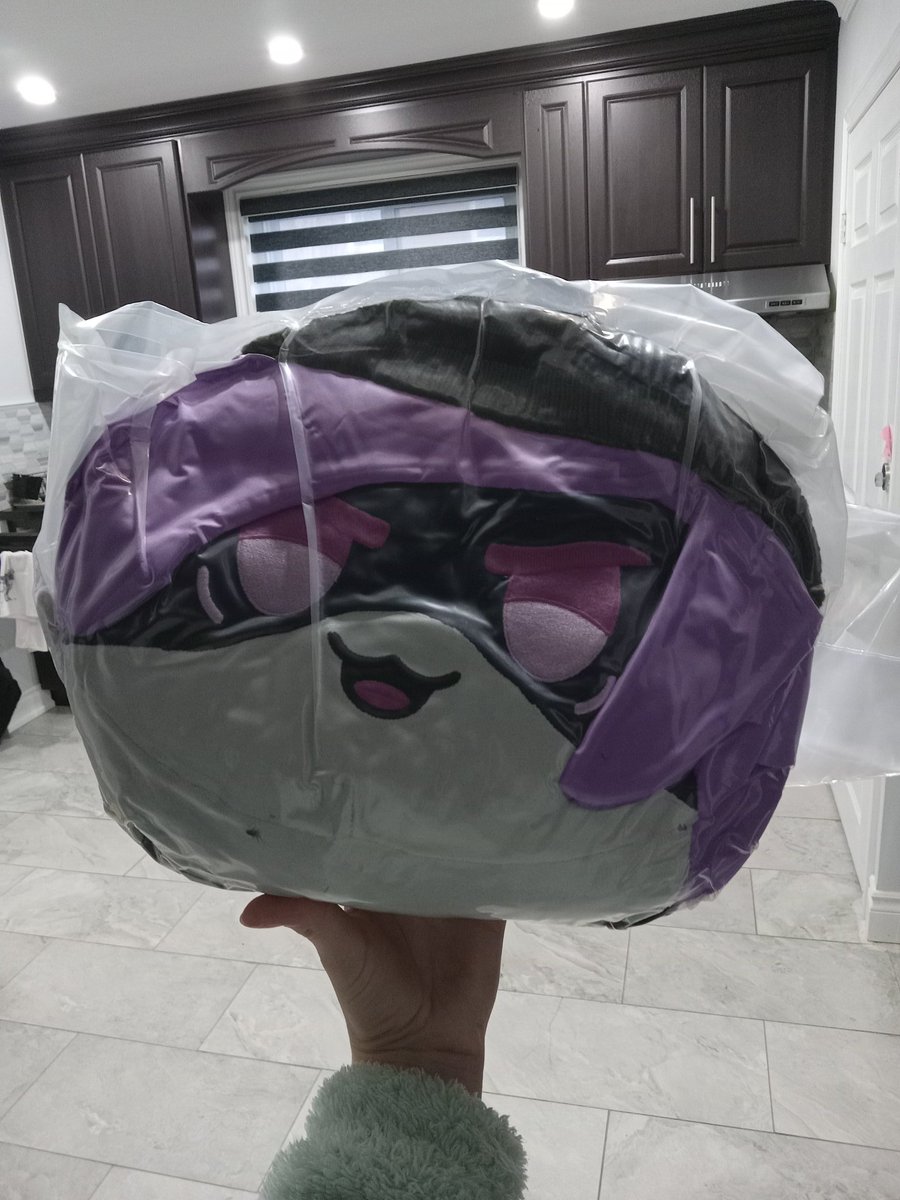 Big_Horny_Rat's tweet image. Flat... #MurderDrones #MurderDronesPlush