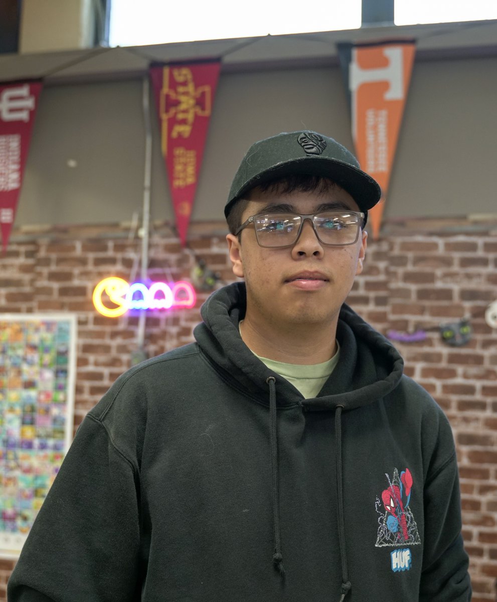 thinktogether's tweet image. &quot;Think Together impacted me a lot because they helped me when I was struggling with my statistics class, and they&apos;re helping me right now with all classes.&quot;
 
#Donate today to help students like Jared with #afterschoolprograms and career readiness! 💡

thinktogether.org/givingseason!