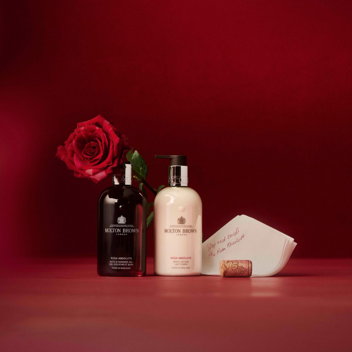MoltonBrownUSA's tweet photo. Discover Rosa Absolute and select fragrances available for 30% off* sale now!

*T&amp;C's apply.

#MoltonBrown #MoltonBrownLove #Gifting #Giftset #Sale #Fragrance https://t.co/9FqTL3FioZ