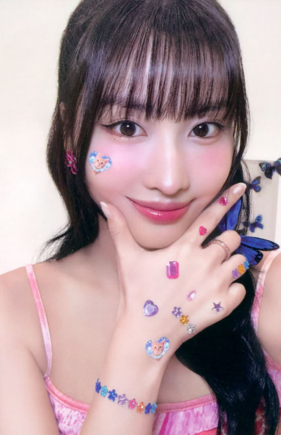 SCAN] TWICE Season's Greetings 2025 