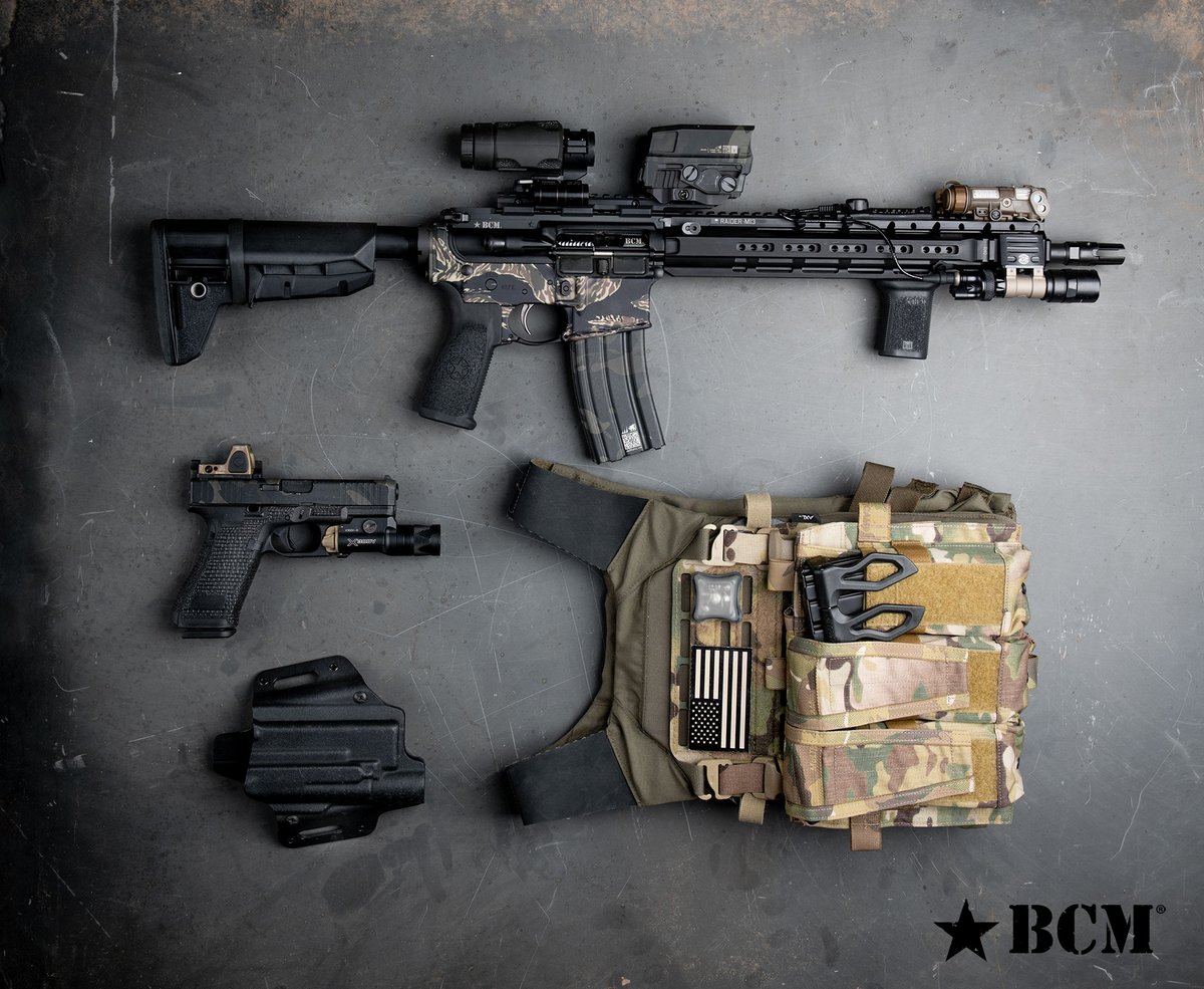 RECCE 14 with RAIDER Handguard, and multiple camos