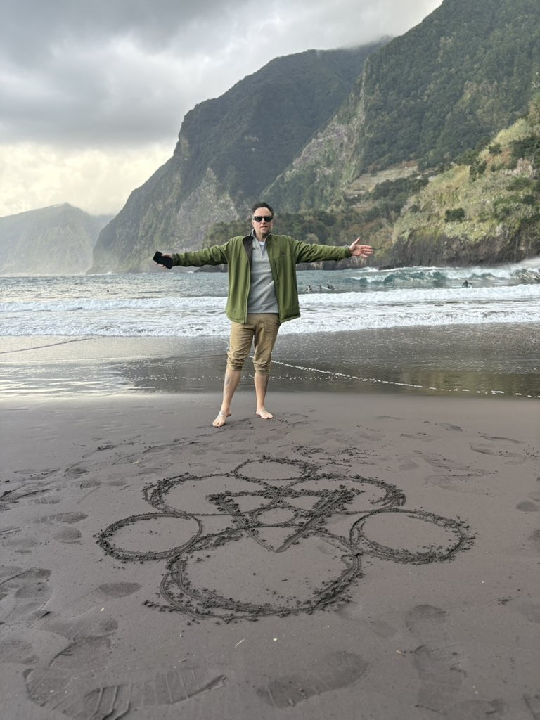 Weerd_Science's tweet image. Josh was here…