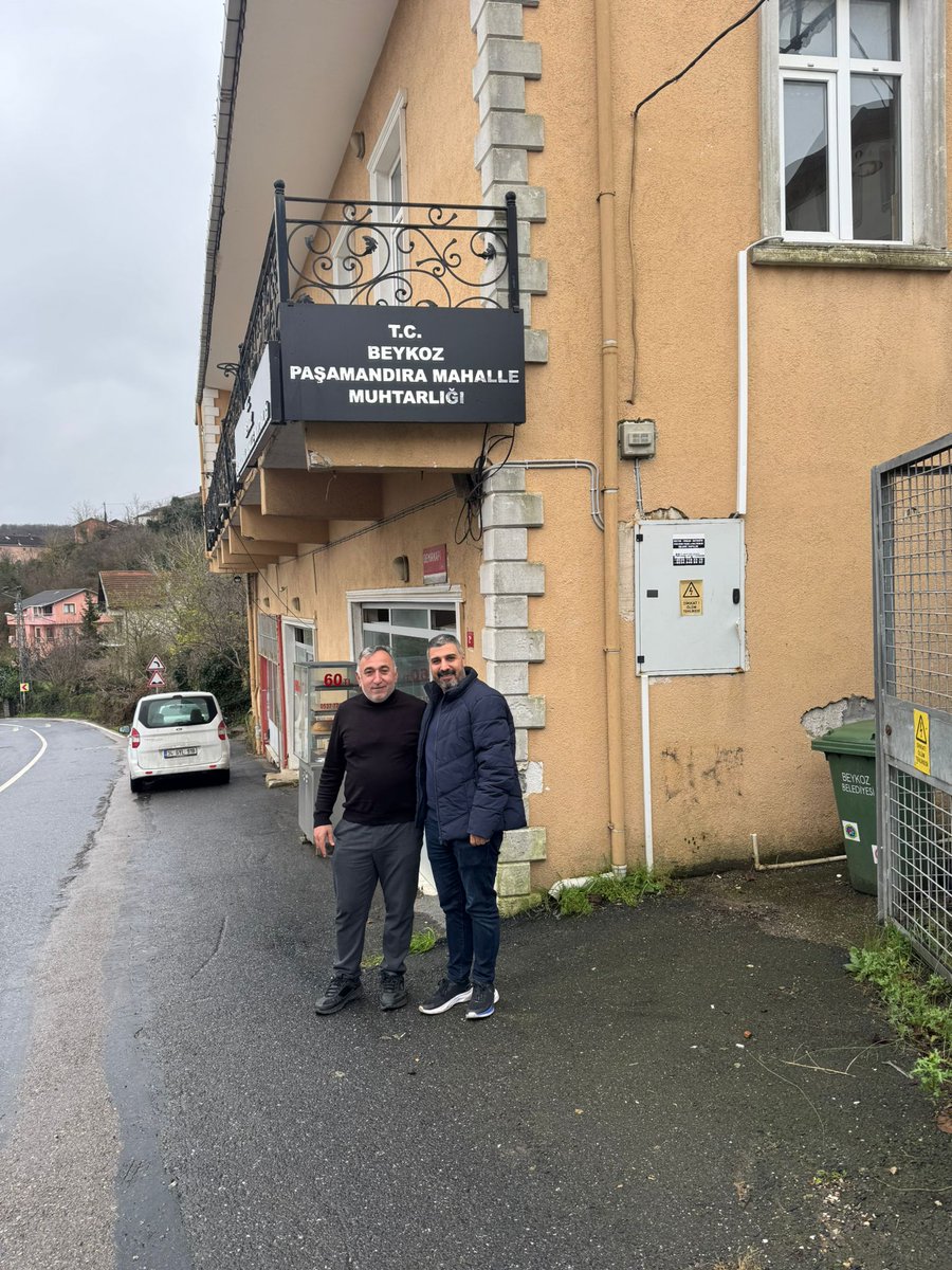 İBB Beykoz koordinatörlüğü olarak 
Paşamandıra Muhtarı Sn. Mustafa Göllü' i ziyaret ettik .Paşamandıra mahallesiyle ilgili sorun ve çözümler üzerine sohbet gerçekleştirdik 
Misafir perverliğinden dolayı
Muhtarımıza Teşekkür ederiz
#Beykozçokgüzelolacak
#Herşeyçokgüzelolacak