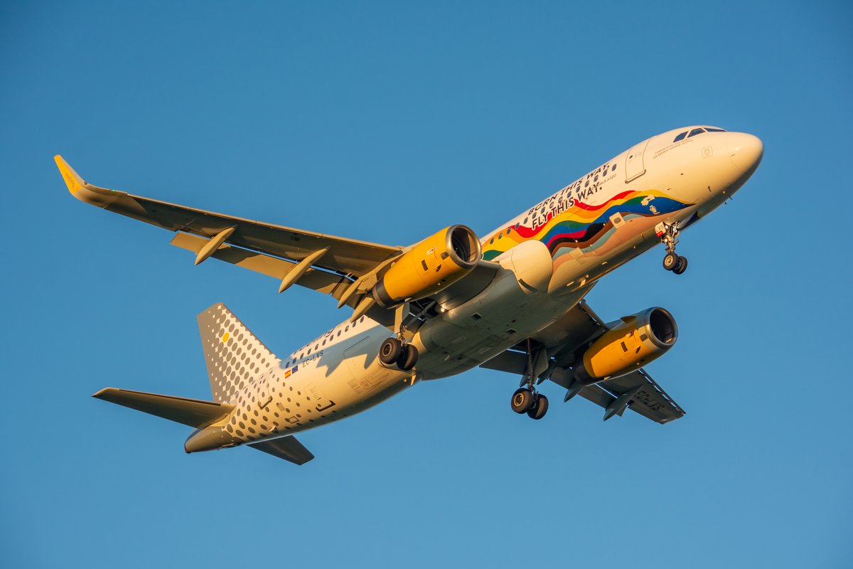 airwaysmagazine's tweet image. 🌅🇮🇹 Golden hour in Rome Fiumicino 

#Aviation #Italy #Spotting #Airways
