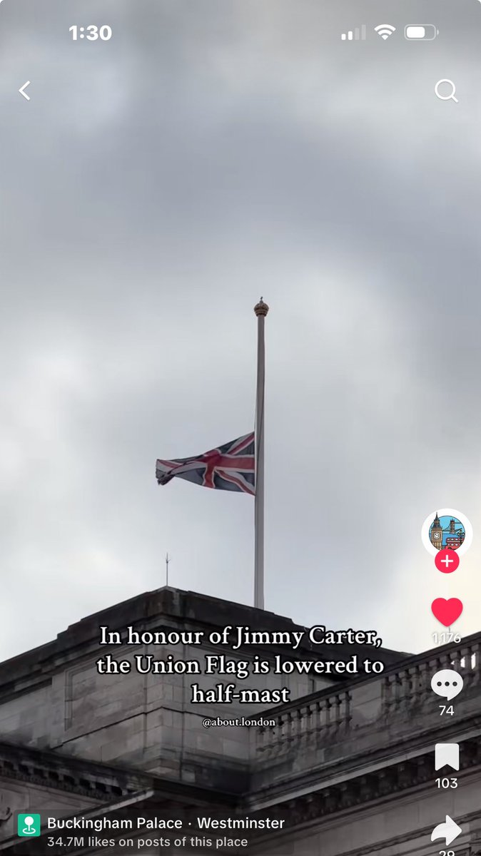 #ResistanceUnited #ProudBlue 
This is Buckingham Palace today