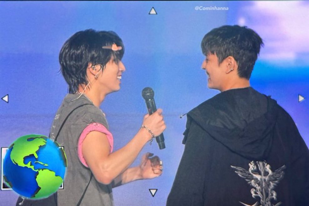httpseungsung's tweet photo. before 2024 ends, qrt this with your favorite seungsung moments of the year!! 🐶🐿️ https://t.co/Sy82SXgXUQ