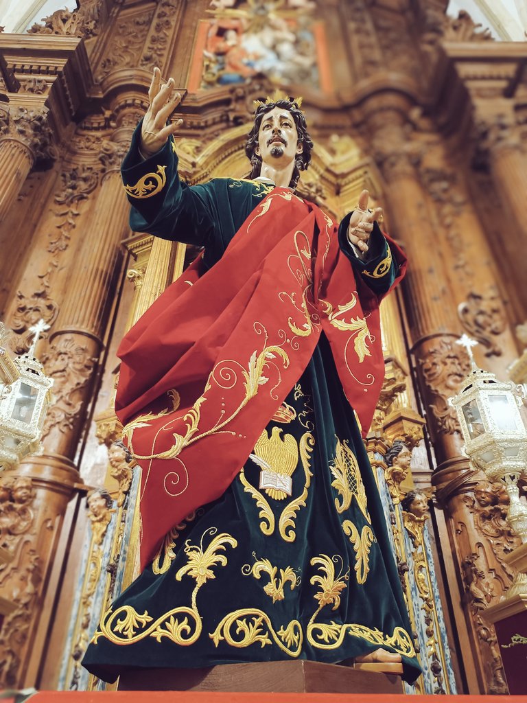 ✝️ Festividad de San Juan Evangelista y bendición del nuevo mantolín de salida de nuestro Sagrado Titular.