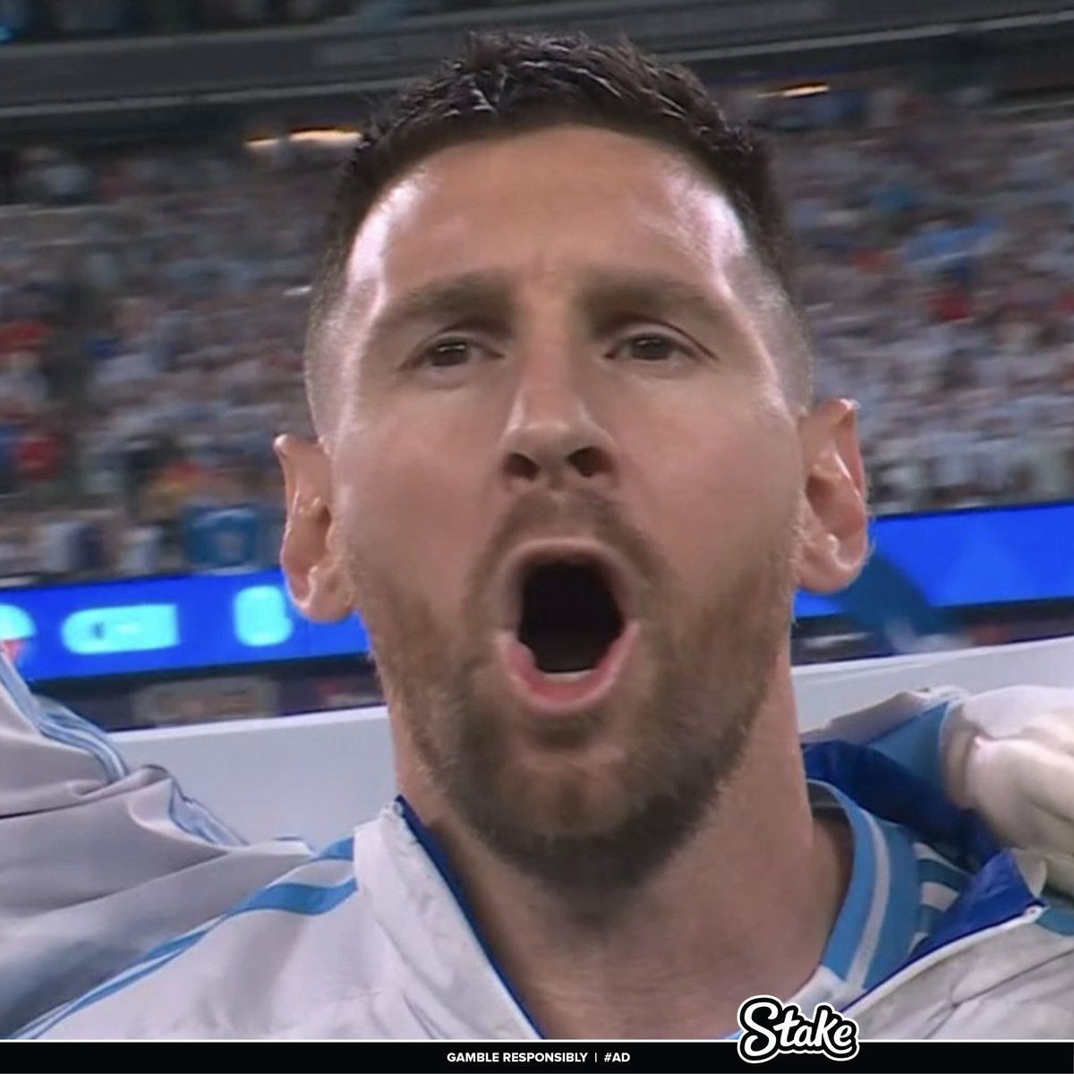 NoodleHairCR7's tweet image. Aura.                                  Laura.