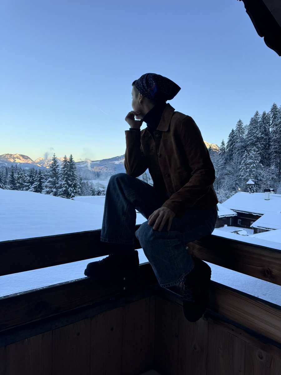 brielarson's tweet image. 