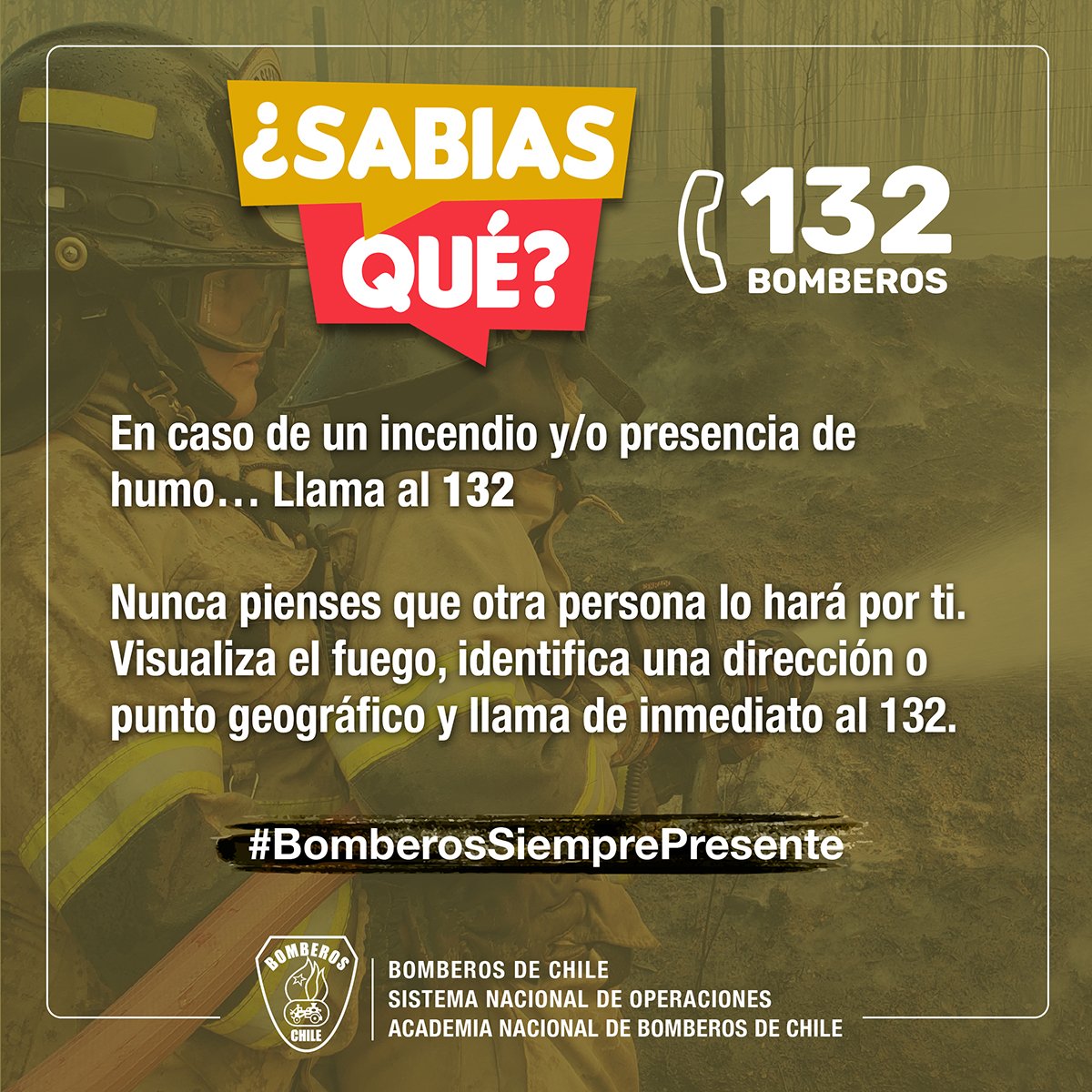 BomberosdeChile's tweet photo. ¿Sabías qué? Ante presencia de humo o fuego, puedes llamar desde cualquier lugar al ☎️132
#BomberosSiemprePresente https://t.co/8chhLMBxPu