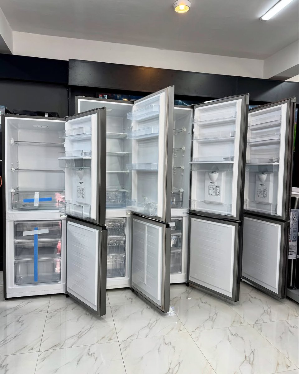 BarackStore_'s tweet image. Refrigerator Hisense OFFER 40%🎄🤶

🔺H370BMIB-WD
🔺Capacity: 263 LT
🔺Water dispenser 
🔺Kioo-Black
✅Tsh 1,198,000
———————————
H370BIT-WD
🔹Capacity: 263 LT
🔹water dispenser 
🔹Silver 
✅Tsh 980,000
————————————
▫️H350BTS
▫️Haina water dispenser 
▫️Capacity: 264 LT
▫️Silver…