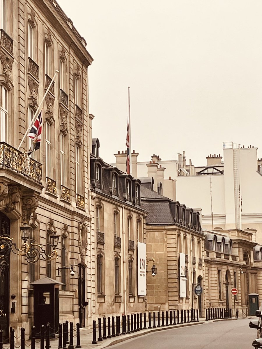 Theo Rycroft (@theorycroft) on Twitter photo Today <a href="/UKinFrance/">UK in France</a> - next door to our friends <a href="/USEmbassyFrance/">U.S. Embassy France</a> - we half-masted the Union flag in remembrance of #PresidentCarter 🇬🇧🇫🇷🇺🇸 Today <a href="/UKinFrance/">UK in France</a> - next door to our friends <a href="/USEmbassyFrance/">U.S. Embassy France</a> - we half-masted the Union flag in remembrance of #PresidentCarter 🇬🇧🇫🇷🇺🇸
