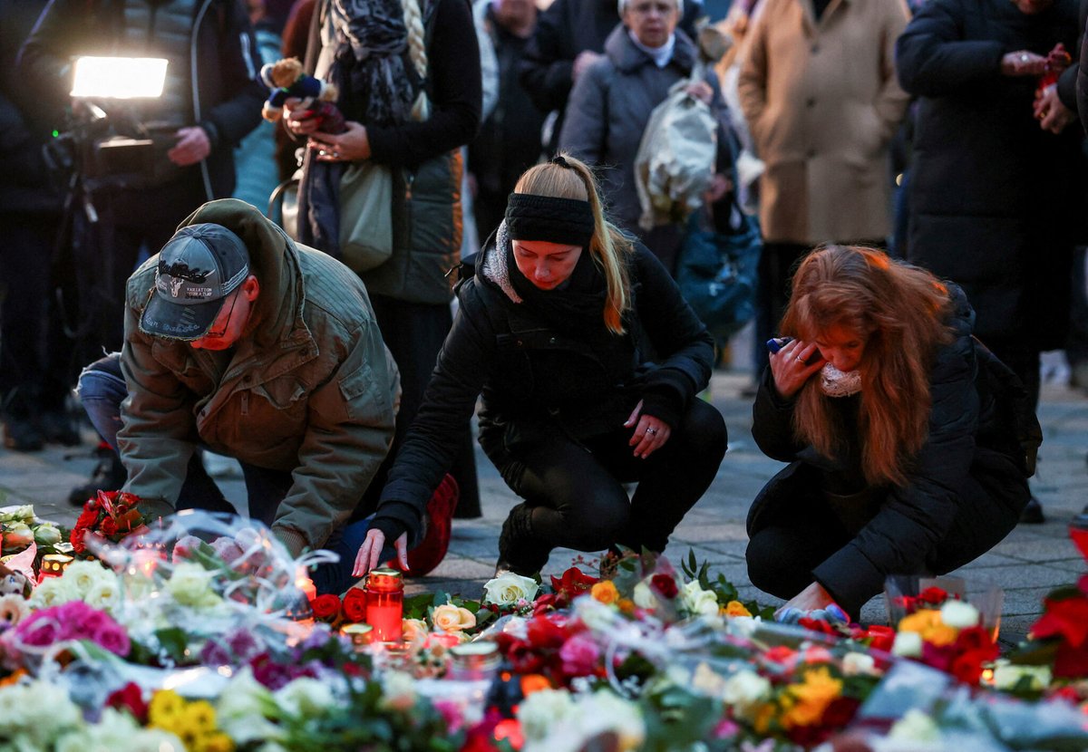 Le Parisien tweet media