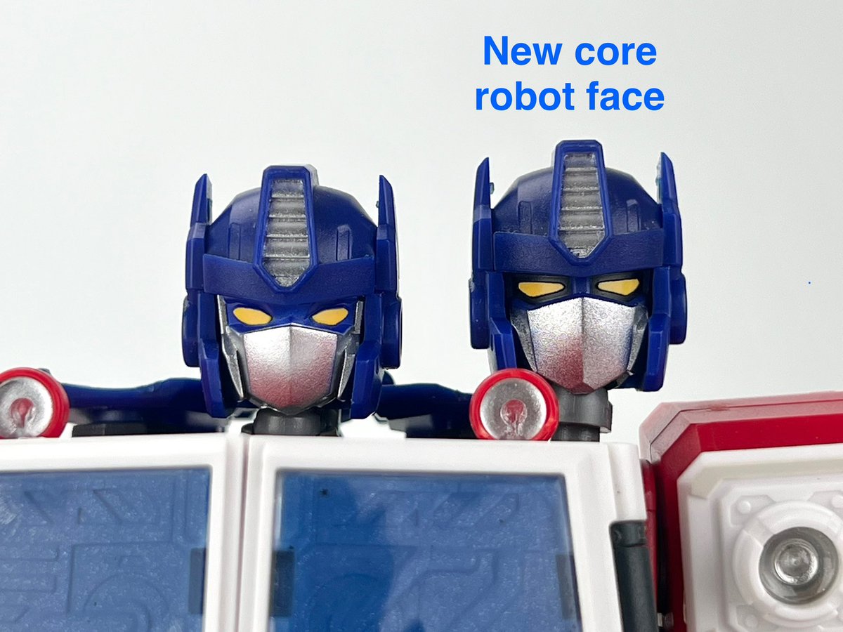 fans_hobby's tweet photo. Pls. be noted a new head (with new face plates) for MB-18 is included in MB-25 AERO BLADE set!
Also there will be another combo set to be listed soon - MB-18 Core Robot + MB-25, stay tuned!
#fanshobby #thirdpartytransformers #energycommander #aeroblade #wingsaber https://t.co/xyA53HBAIO