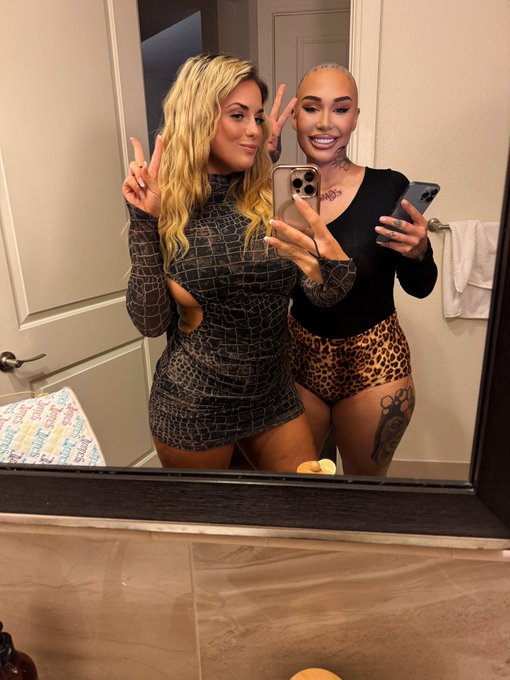 1 pic. Me and @destinicreams want to do an all Vet gang bang… She has a pretty cool idea for the video