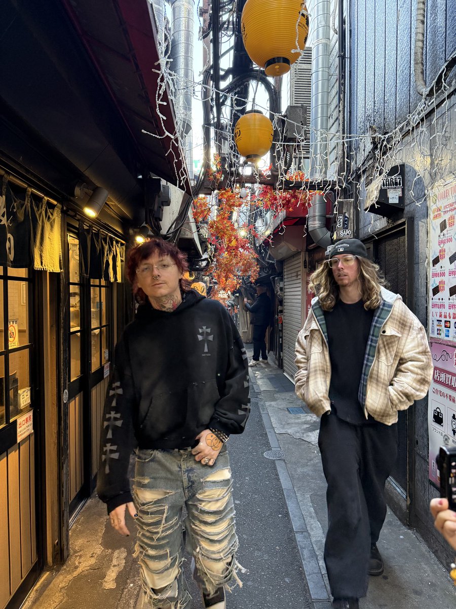 tik tok rockers in tokyo