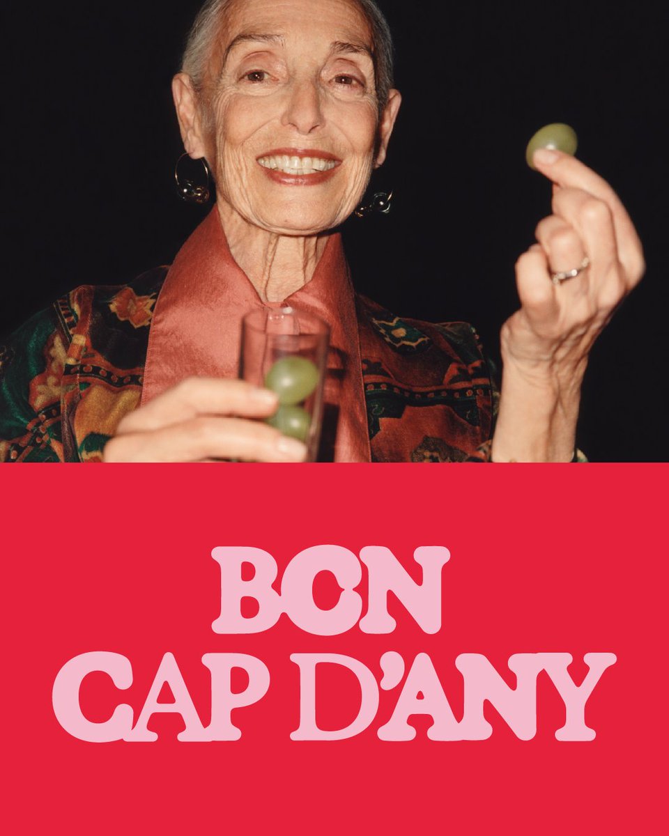 BCN_SantsMont's tweet photo. Celebrem el #CapdAnyBCN amb un espectacle únic!
Amb l'amor com a fil conductor de l'esdeveniment, la música, la pirotècnia i la llum marcaran el batec de l'any nou a l'av. Reina Maria Cristina, el 31 de desembre, a partir de les 23 h.
Bon any nou!
📎 https://t.co/Obubaw8e1U https://t.co/MGRMh0BV6B