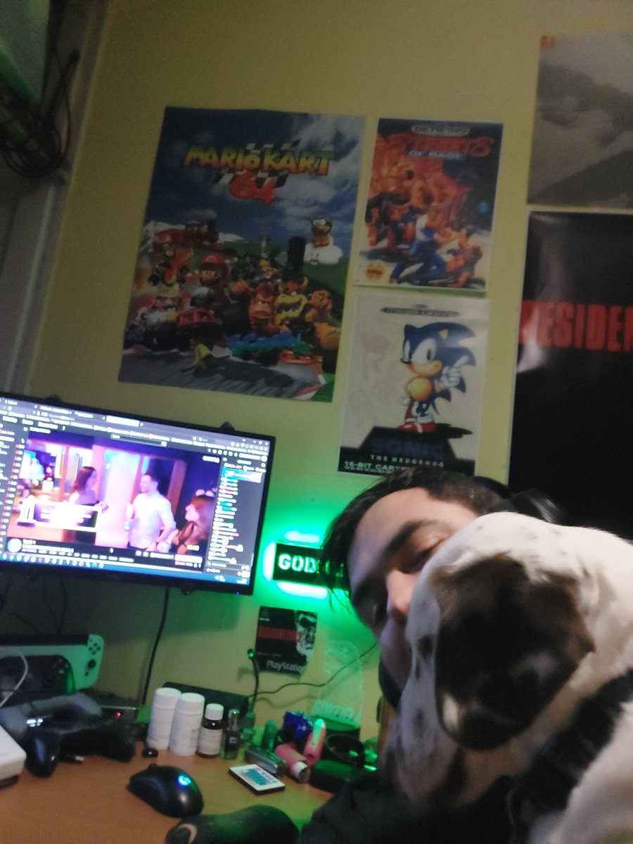 GodRizzla's tweet photo. Watching the #NNYS With my main man (dog) Leo https://t.co/oAgh4avBMX