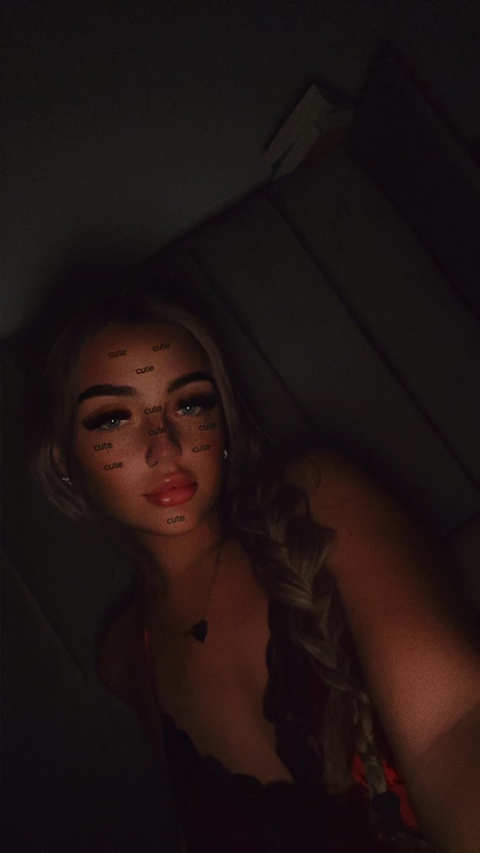 _kaylaaax_'s tweet photo. Finally bedtime x https://t.co/5KT7Di8Zm6