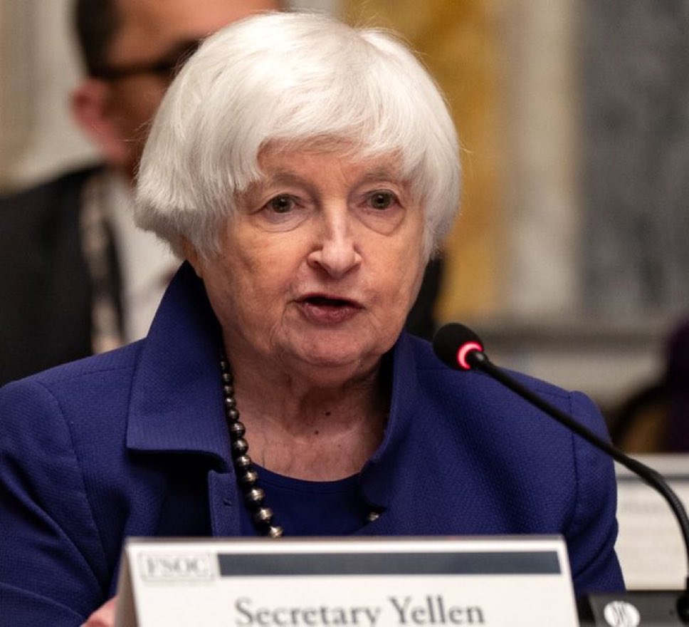 IanJaeger29's tweet image. BREAKING: Treasury Secretary, Janet Yellen is giving Ukraine an additional $3.4 billion in budget aid, that’s on top of the $2.5 Billion in aid announced yesterday by the administration. 

This needs to stop.