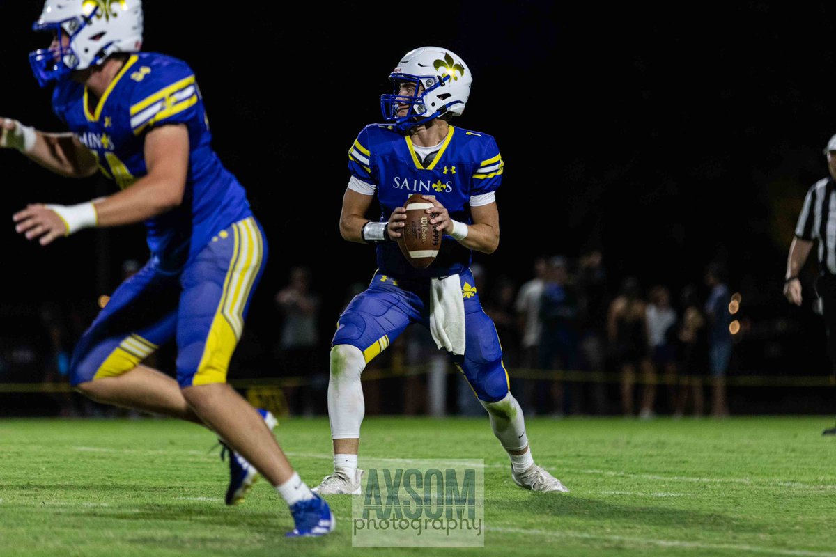 Recruitment still 100% open!! Open to any and all opportunities.
6’2 190 | CO 25’ QB

Full High School Tape-&gt; hudl.com/v/2R5ev7 

Senior Year Tape -&gt;  hudl.com/v/2QFhjd 

DM’s open.