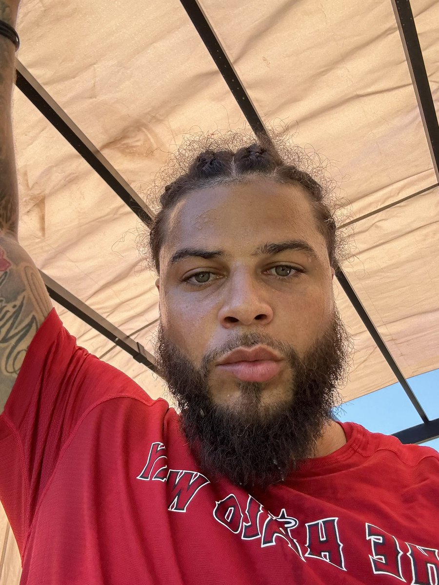 DamonCRodgers's tweet photo. POV https://t.co/0PwLIWeZAI