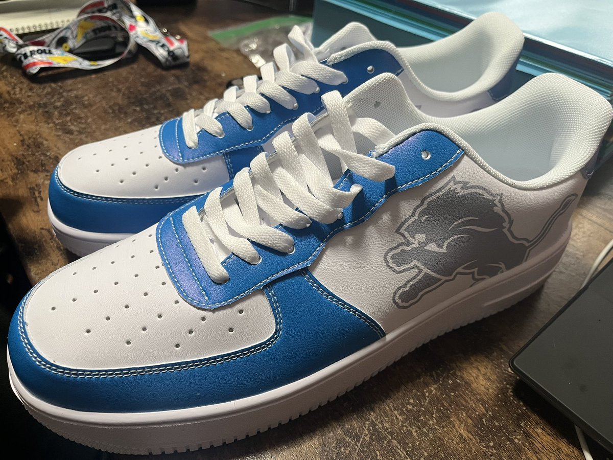The shoes came in  #OnePride