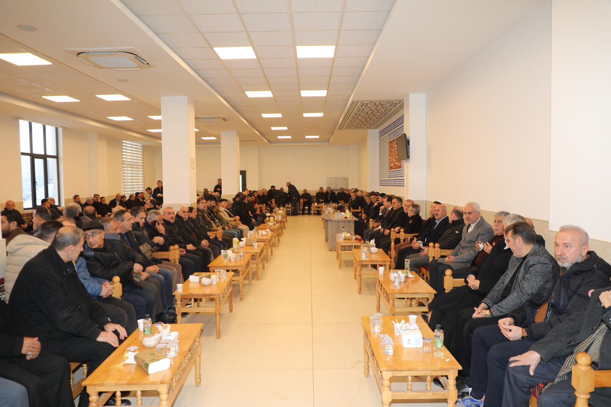 Kemal Cirit (@kemalcirit) on Twitter photo Diyarbakır’dayız…
Anneleri bir ay ara ile ahirete yolculadık.
Allah rahmet eylesin
Kayınvalidenin vefatı dolayısıyla taziyelerini ileten önceki dönem Bakanlarımız İçişleri Bakan Yrd Sn <a href="/munirkaraloglu/">Münir Karaloğlu</a> MGK Gnl Sekreterimiz Valilerimiz ve tüm meslektaşlarımıza teşekkür ediyorum Diyarbakır’dayız…
Anneleri bir ay ara ile ahirete yolculadık.
Allah rahmet eylesin
Kayınvalidenin vefatı dolayısıyla taziyelerini ileten önceki dönem Bakanlarımız İçişleri Bakan Yrd Sn <a href="/munirkaraloglu/">Münir Karaloğlu</a> MGK Gnl Sekreterimiz Valilerimiz ve tüm meslektaşlarımıza teşekkür ediyorum
