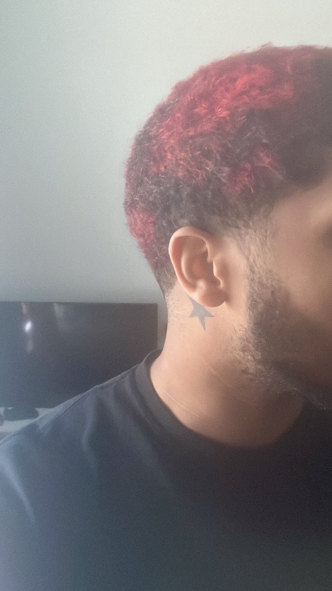 1900lex's tweet image. 