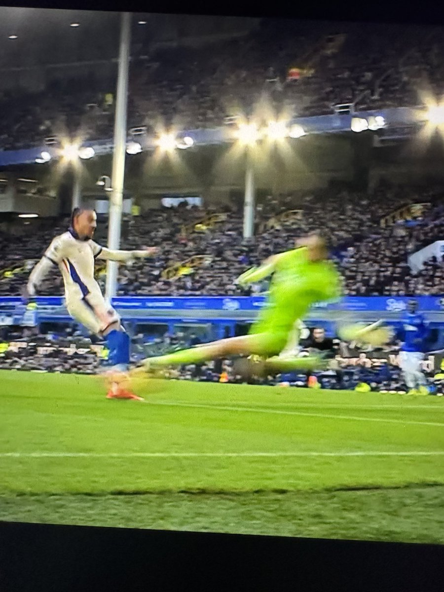 Penalty                                         No Penalty