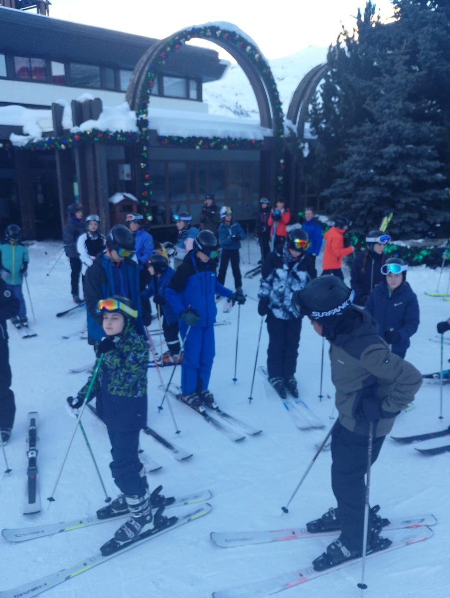 Outdoor Learning at Wells Cathedral School tweet media