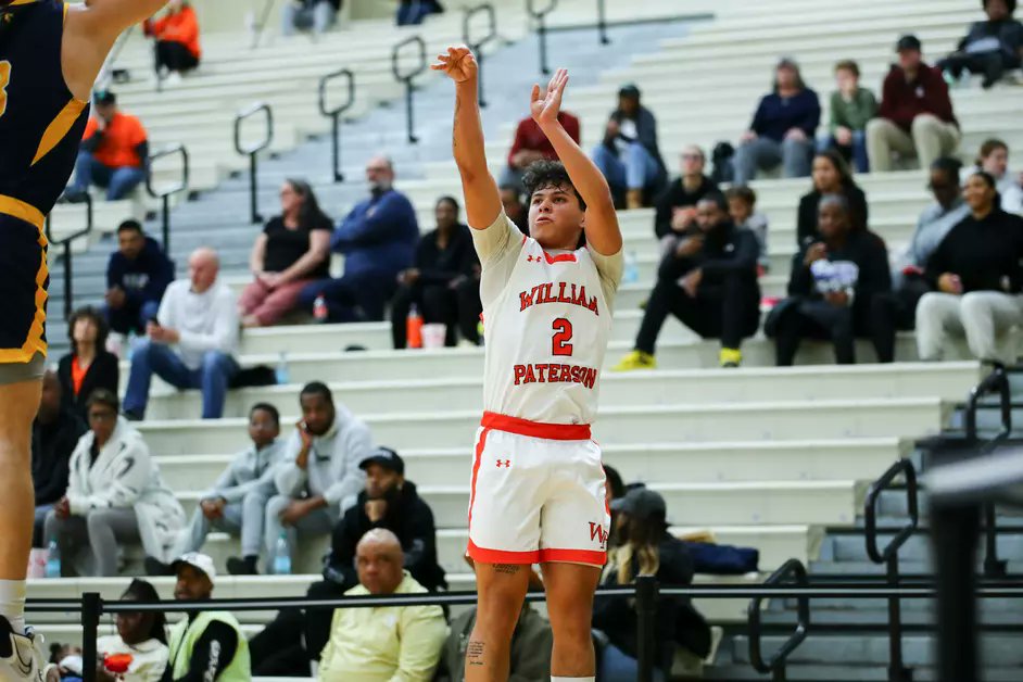Freshman Jianni Moran buried the game-winning shot in the final minute as #WPUMBB captured a 70-67 win at St. Joseph's Long Island #wpunj #d3hoops 

🗞️ tinyurl.com/3a4wvsmp