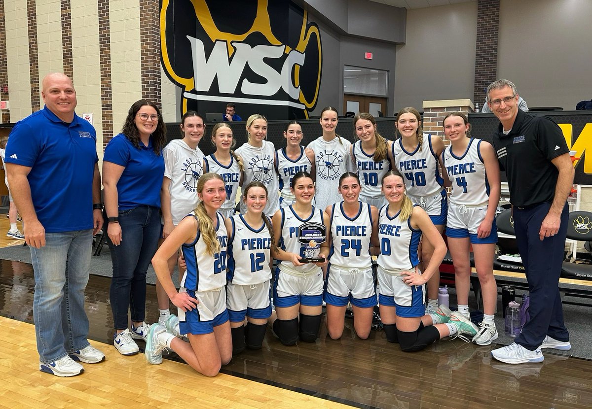 TheJaysZone's tweet photo. Congratulations to the Pierce girls and their 3rd place finish at the Great Northeast Nebraska Shootout holiday tournament with a 53-51 win over Laurel-Concord-Coleridge. #nebpreps https://t.co/o2ou01FSKR