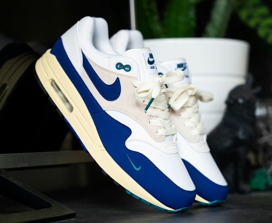 nike air max january sale