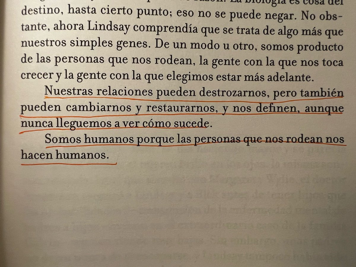 Impresionante crónica sobre el impacto de la esquizofrenia en una familia americana en los 60 y sobre el tratamiento de la salud mental. Crónica periodística que se lee como novela.