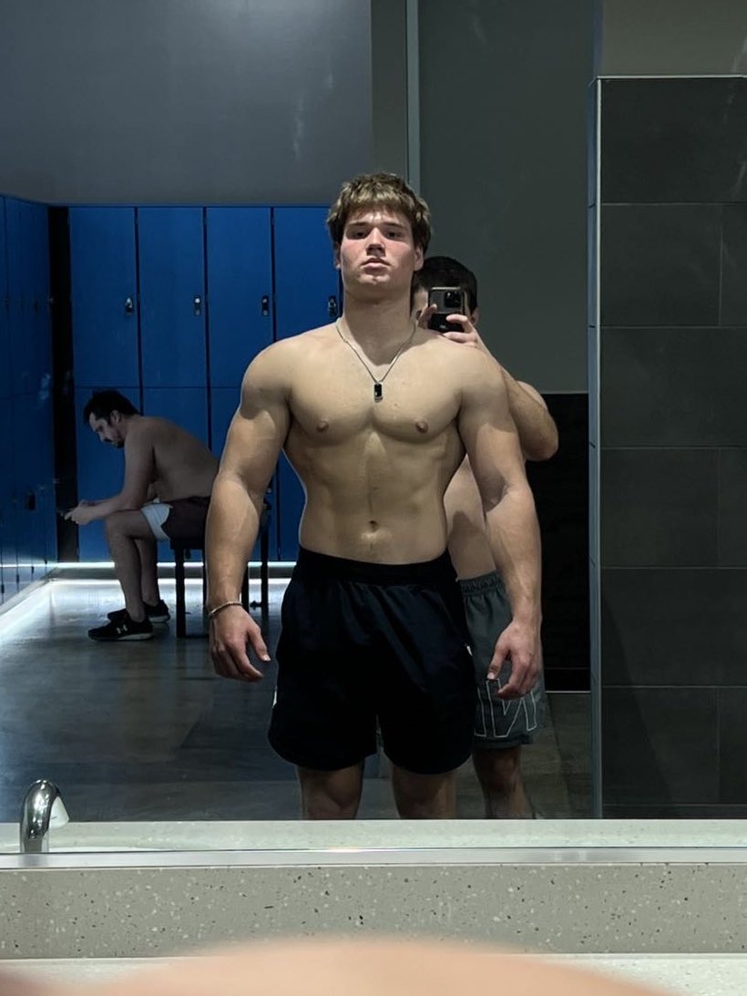 I got size and speed coaches! 4.50-40 yard@AP_Coach_Weave <a href="/darius_eubanks/">Coach Banks</a> <a href="/CoachOlasupo/">Coach Mo</a> <a href="/CoachOlasupo/">Coach Mo</a> <a href="/CoachAD__12/">Coach A.D</a> <a href="/CoachJoeAdam/">𝐉𝐨𝐞 𝐀𝐝𝐚𝐦 𝐇𝐁𝐂</a> @WCUCoachO <a href="/coach_hadac/">Coach Isaac</a> <a href="/HitStick_4/">M.A. Jr</a> <a href="/HitStick_4/">M.A. Jr</a> <a href="/iamLowLifeKj/">Kj Myers LowLi 1 🎈</a> <a href="/Excelspeed12/">Lo Wood</a> <a href="/Coach_Martin95/">Coach Kenny Martin</a> <a href="/CoachAlexMathis/">Coach Alex Mathis</a> @