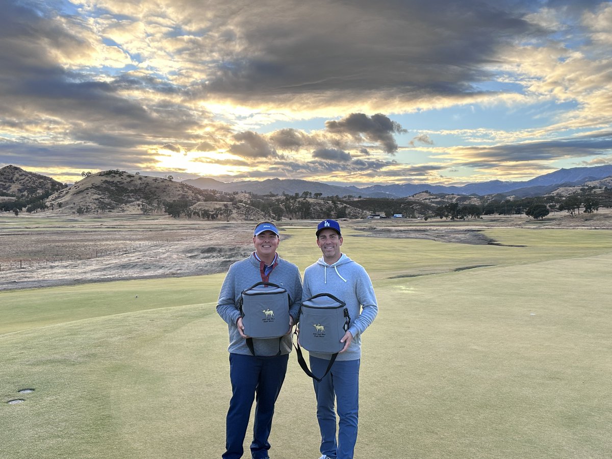 Rick Golfs tweet media