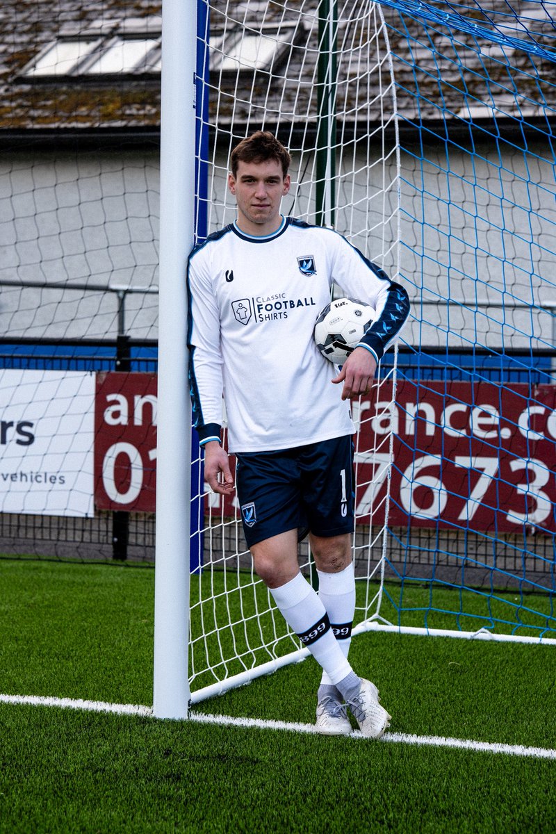 TeamTorSports's tweet photo. Haverfordwest County AFC x Tor. 

#OwnYourStory
#TeamTor https://t.co/xvDaeaUGbn